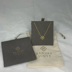 Kendra Scott Dira Pendant Necklace in 18k Gold Vermeil